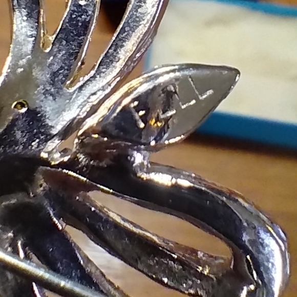 Vintage Silver Pell Brooch With Rhinestones & Jay Flex Silver Screw-On E… - Picture 4 of 8